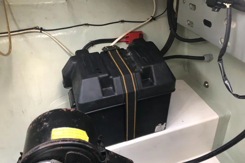 Slide: The Image of Battery compartment in a 2013 Leopard 39 Owner's Version yacht. - 43