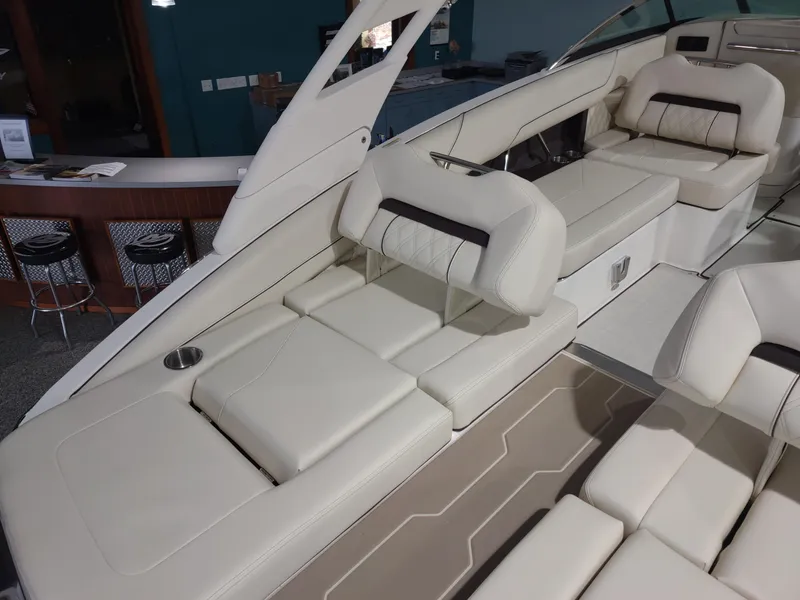 Slide: The Image of Regal LS6 2024 - 11