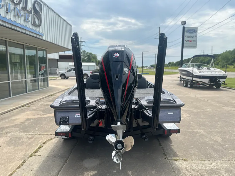 Slide: The Image of Caymas CX 21 PRO 2025 - 2