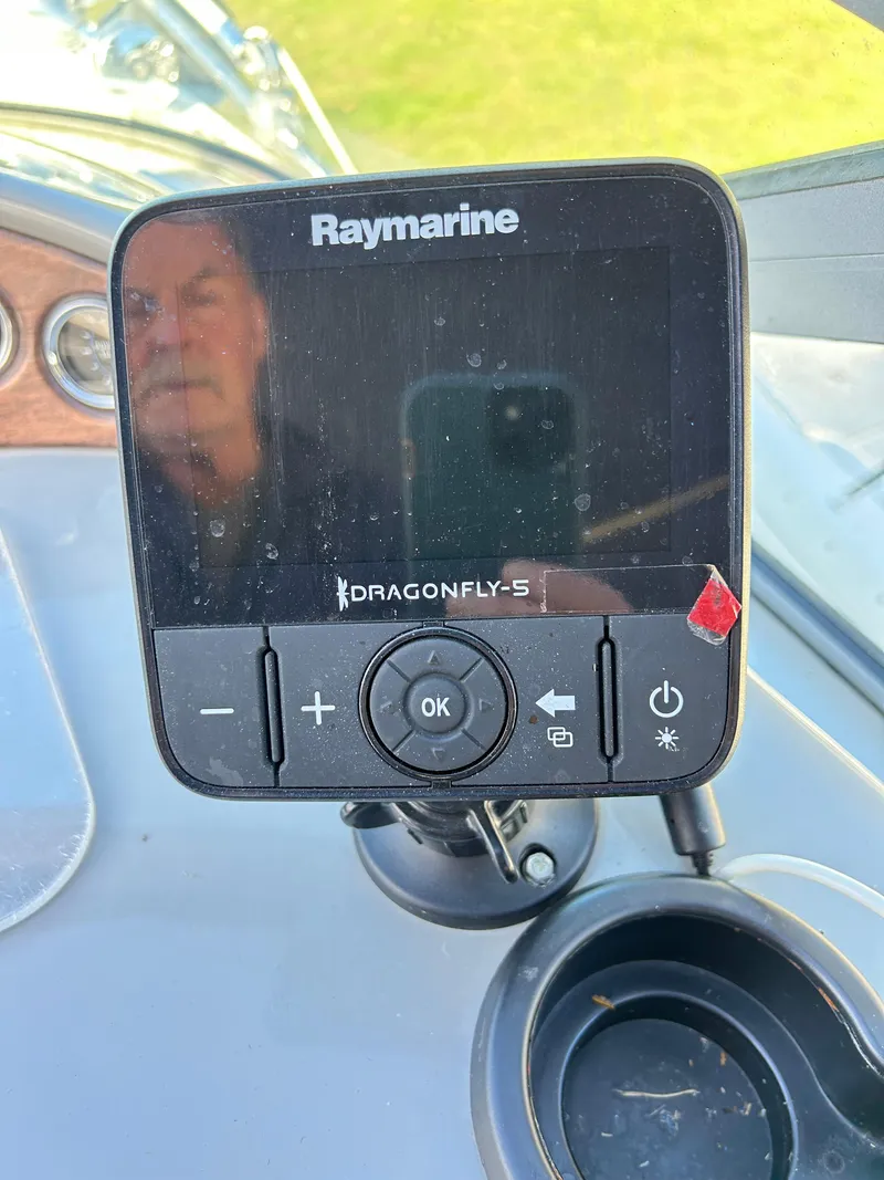 Slide: The Image of Raymarine Dragonfly-5 fishfinder on 2000 Four Winns 268 Vista boat dashboard. - 9