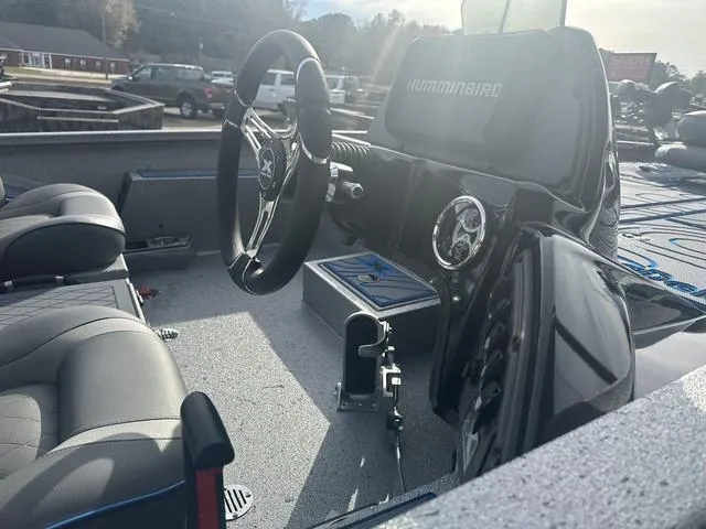 Slide: The Image of Xpress X21 Pro 2025 - 10