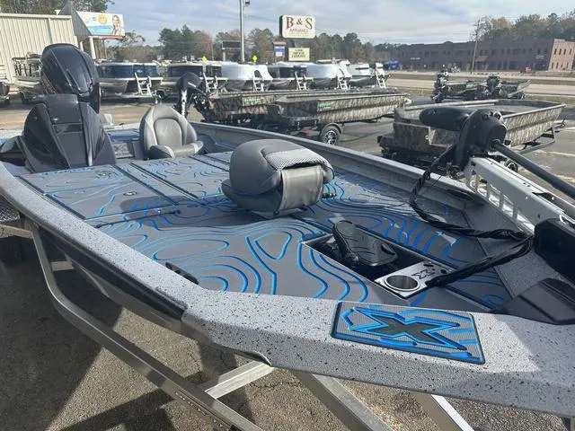 Slide: The Image of Xpress X21 Pro 2025 - 5