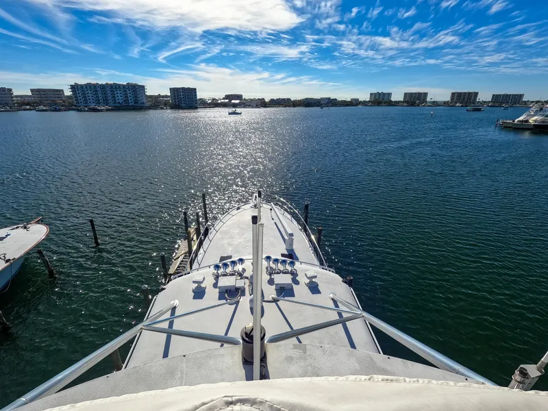 Slide: The Image of Hatteras Sportfish 1997 - 102