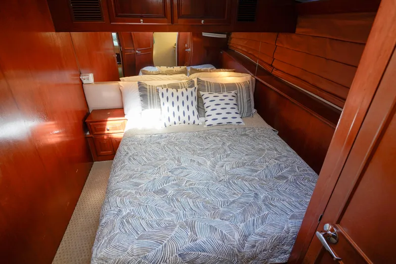 Slide: The Image of Port Guest Stateroom - 37
