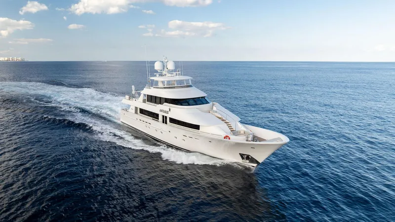 Slide: The Image of Luxury yacht Westport 130 cruising on open sea, 2008 model. - 7