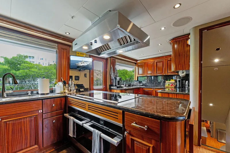 Slide: The Image of Westport 130 Motor Yacht 2008 - 82