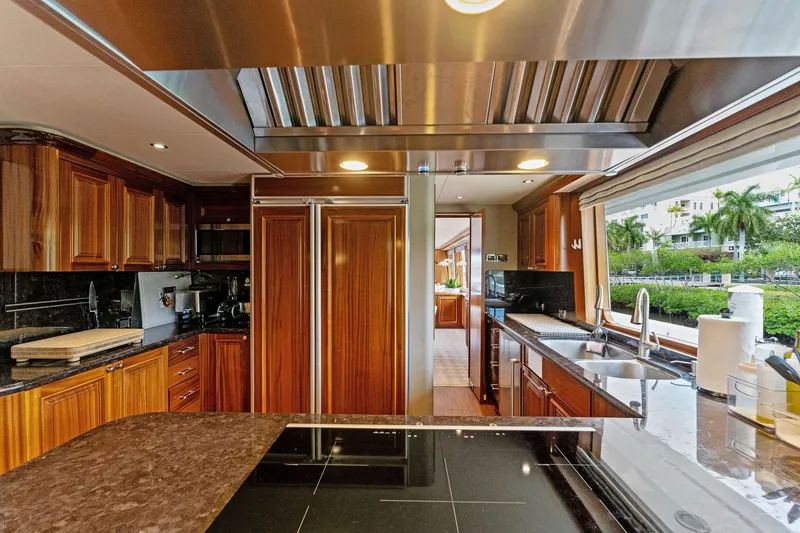 Slide: The Image of Westport 130 Motor Yacht 2008 - 85