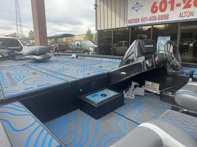 Slide: The Image of Xpress X21 Pro 2025 - 7