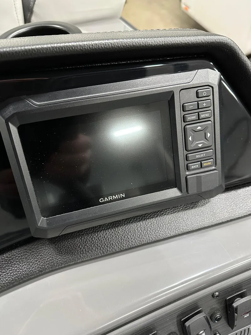 Slide: The Image of Garmin display on 2025 Bennington 22 SSB Tritoon dashboard with Yamaha F-150Hp. - 37