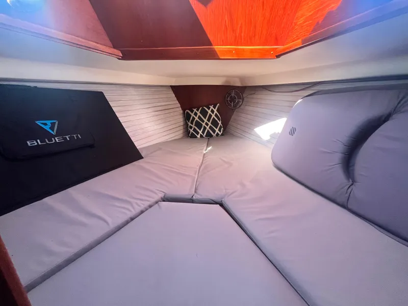 Slide: The Image of Cape Dory 270 1985 - 56