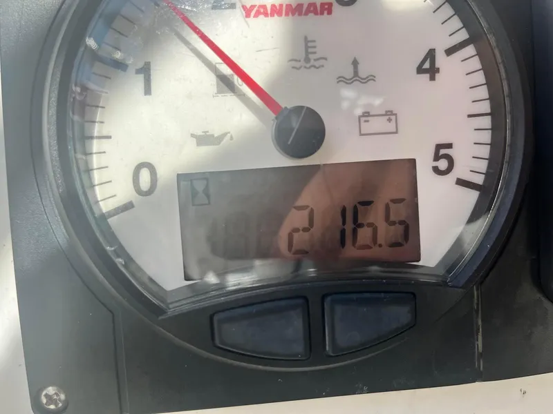 Slide: The Image of Cape Dory 270 1985 - 68