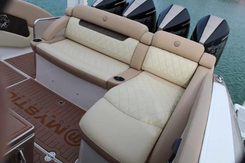 Slide: The Image of Mystic Powerboats M4200 2021 - 58