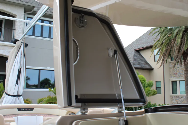 Slide: The Image of Mystic Powerboats M4200 2021 - 66