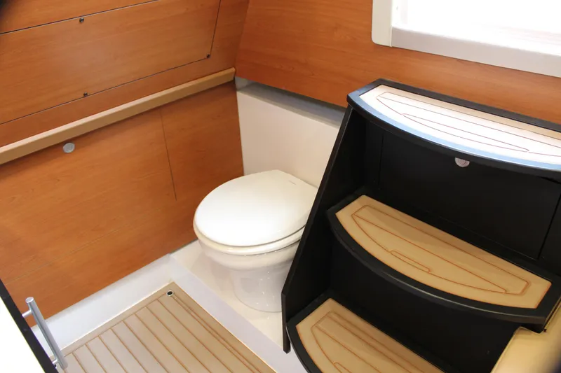 Slide: The Image of Mystic Powerboats M4200 2021 - 70