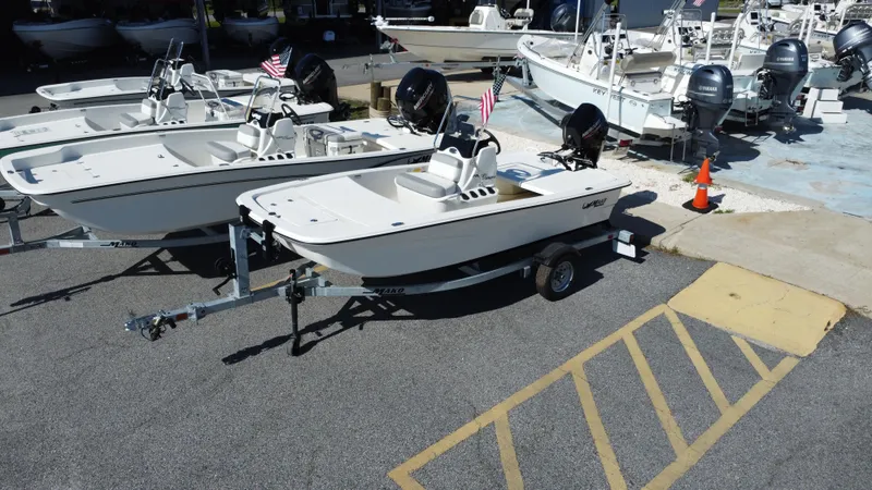 Slide: The Image of Mako Pro Skiff 13 CC 2024 - 8