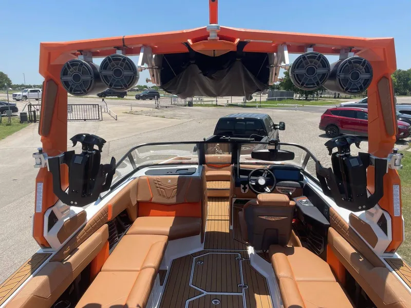 Slide: The Image of Nautique Super Air Nautique G23 2022 - 14