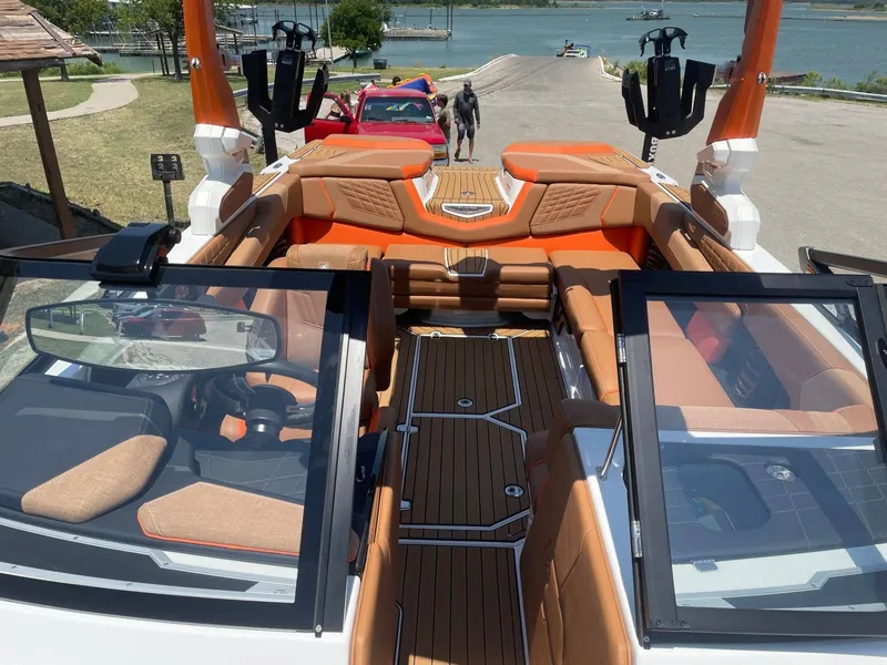 Slide: The Image of Nautique Super Air Nautique G23 2022 - 21