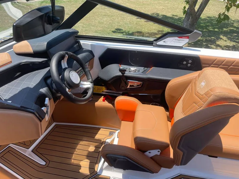 Slide: The Image of Nautique Super Air Nautique G23 2022 - 24