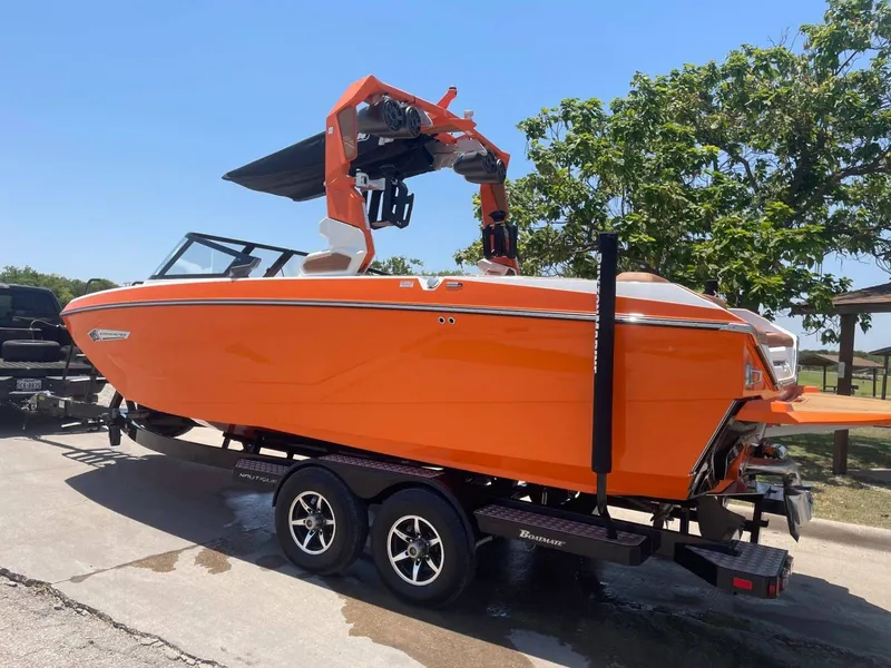 Slide: The Image of Nautique Super Air Nautique G23 2022 - 5