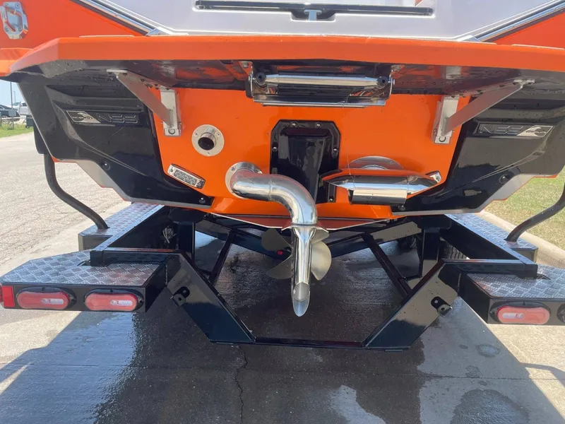 Slide: The Image of Nautique Super Air Nautique G23 2022 - 9