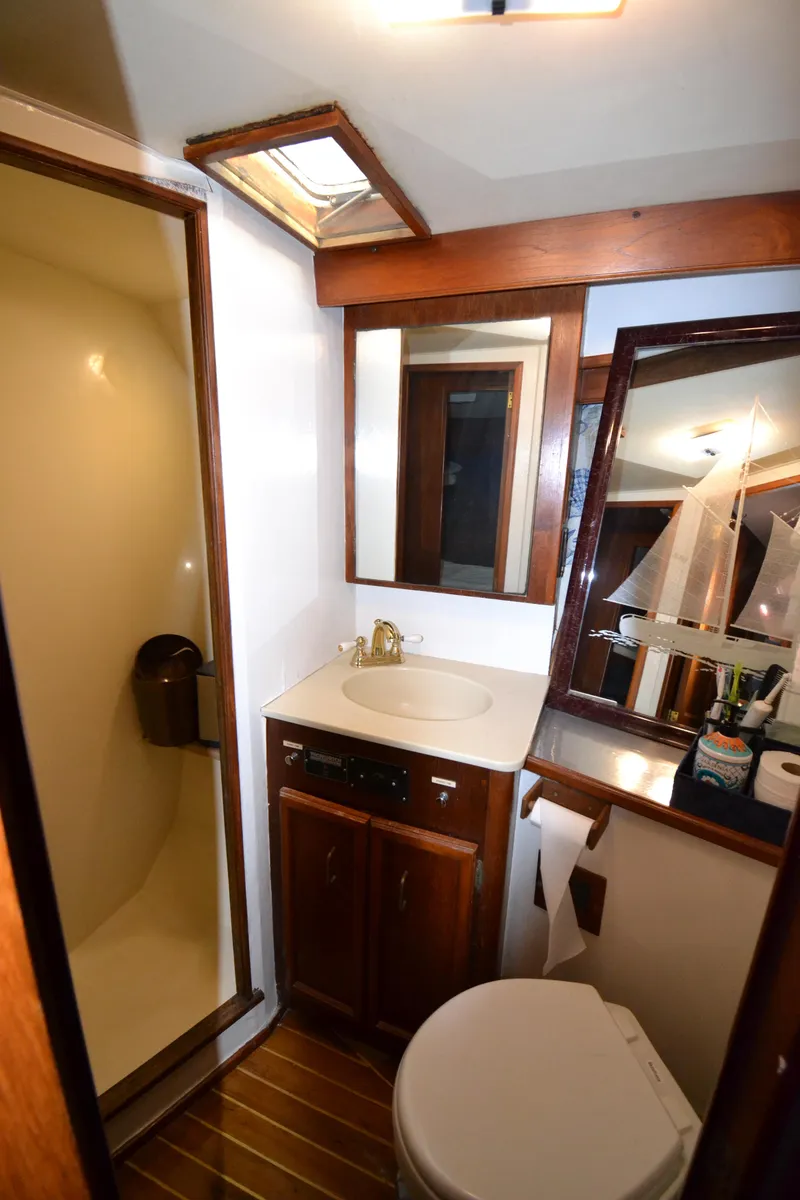 Slide: The Image of Egg Harbor Sport Fisherman 43 1988 - 47