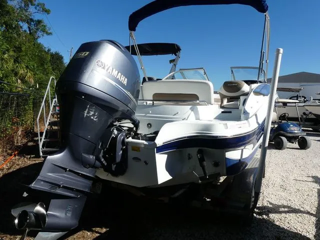 Slide: The Image of Southwind 2200 SD 2014 - 3