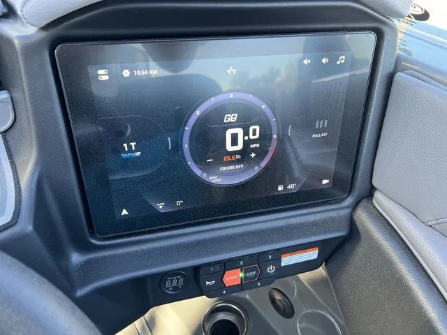 Slide: The Image of Tigé 22RZX 2024 - 15