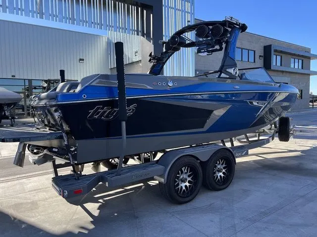 Slide: The Image of Tigé 22RZX 2024 - 3