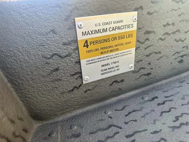 Slide: The Image of War Eagle 1750 Gladiator 2026 - 25