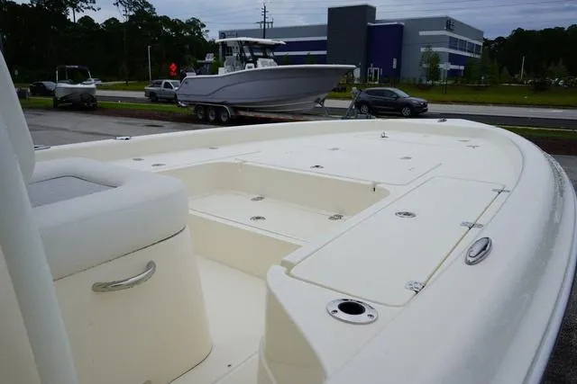 Slide: The Image of Shearwater 23 LTZ 2024 - 27