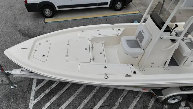 Slide: The Image of Shearwater 23 LTZ 2024 - 9