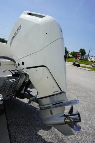 Slide: The Image of Shearwater 260 Carolina Bay 2024 - 24