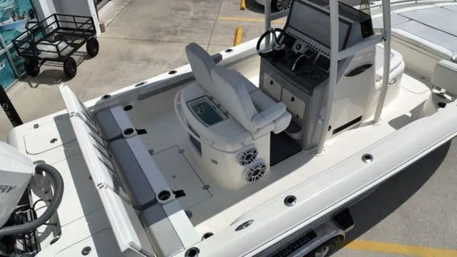 Slide: The Image of Shearwater 260 Carolina Bay 2024 - 65