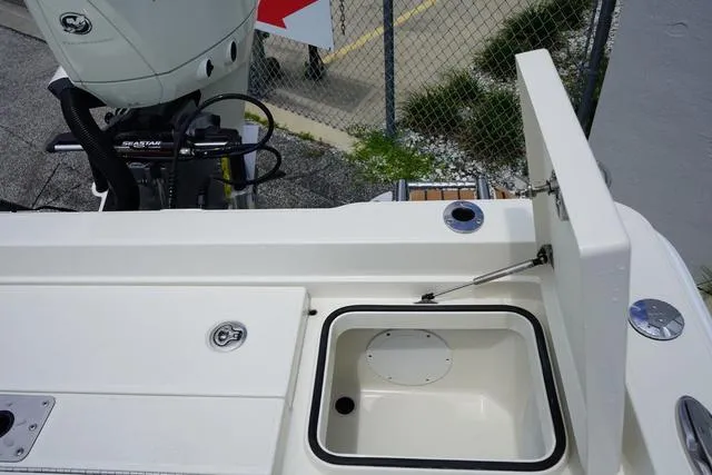 Slide: The Image of Ranger 2510 Bay 2024 - 38