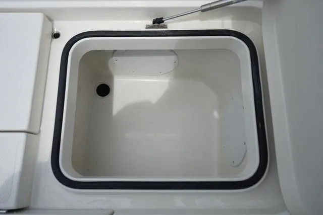 Slide: The Image of Ranger 2510 Bay 2024 - 39