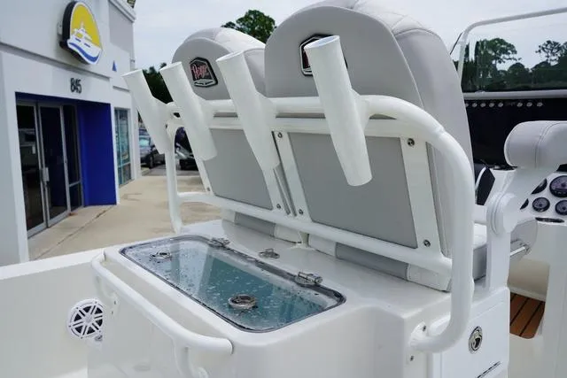 Slide: The Image of Ranger 2510 Bay 2024 - 44