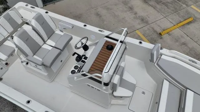 Slide: The Image of Ranger 2510 Bay 2024 - 86