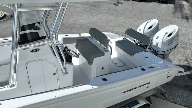 Slide: The Image of Cape Horn 24XS 2024 - 10