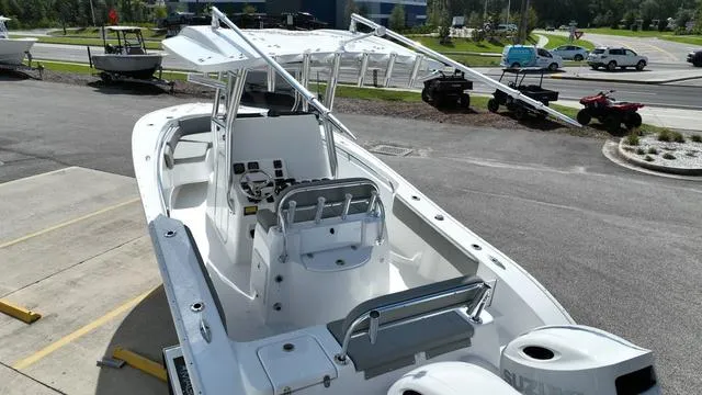 Slide: The Image of Cape Horn 24XS 2024 - 7