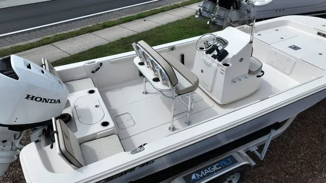 Slide: The Image of Carolina 21 LS 2023 - 12