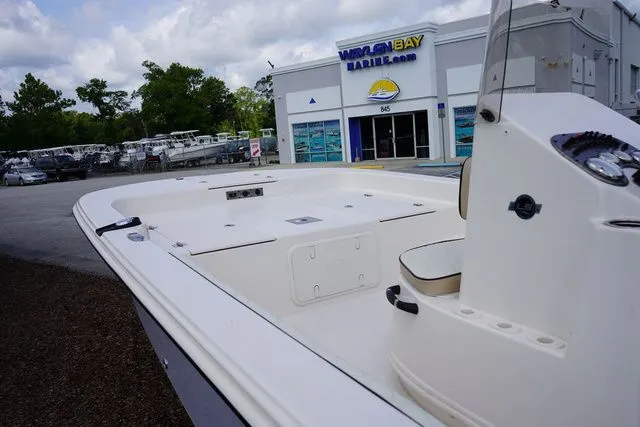 Slide: The Image of Carolina 21 LS 2023 - 25