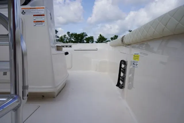 Slide: The Image of Carolina 21 LS 2023 - 42