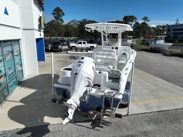 Slide: The Image of Sea Fox 248 Side Console 2024 - 4