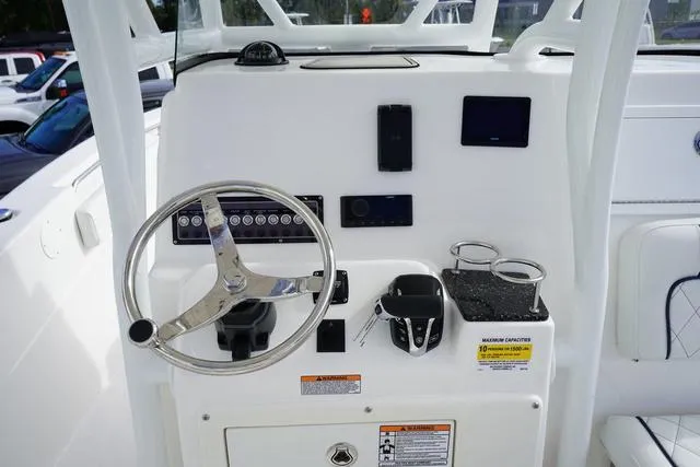 Slide: The Image of Sea Fox 248 Side Console 2024 - 46