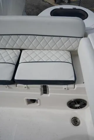 Slide: The Image of Sea Fox 248 Side Console 2024 - 51