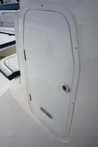 Slide: The Image of Sea Fox 248 Side Console 2024 - 57