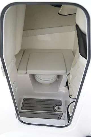 Slide: The Image of Sea Fox 248 Side Console 2024 - 58