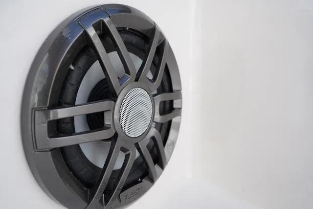 Slide: The Image of Sea Fox 248 Side Console 2024 - 71