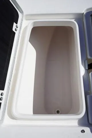 Slide: The Image of Sea Fox 248 Side Console 2024 - 80