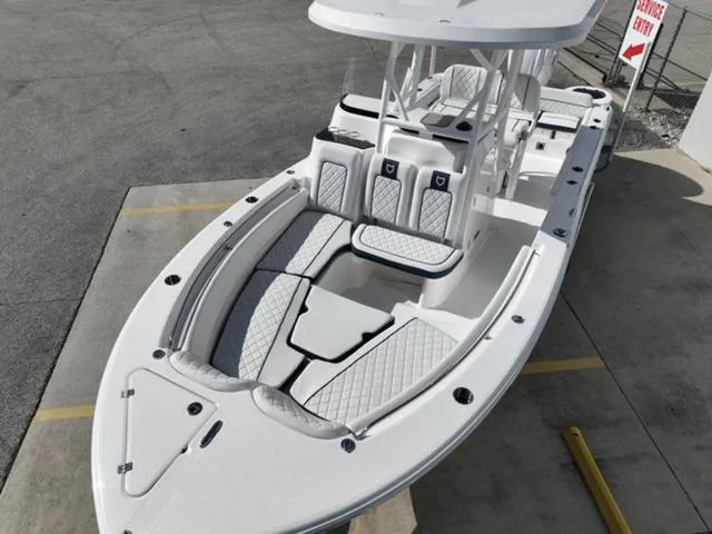 Slide: The Image of Sea Fox 248 Side Console 2024 - 93